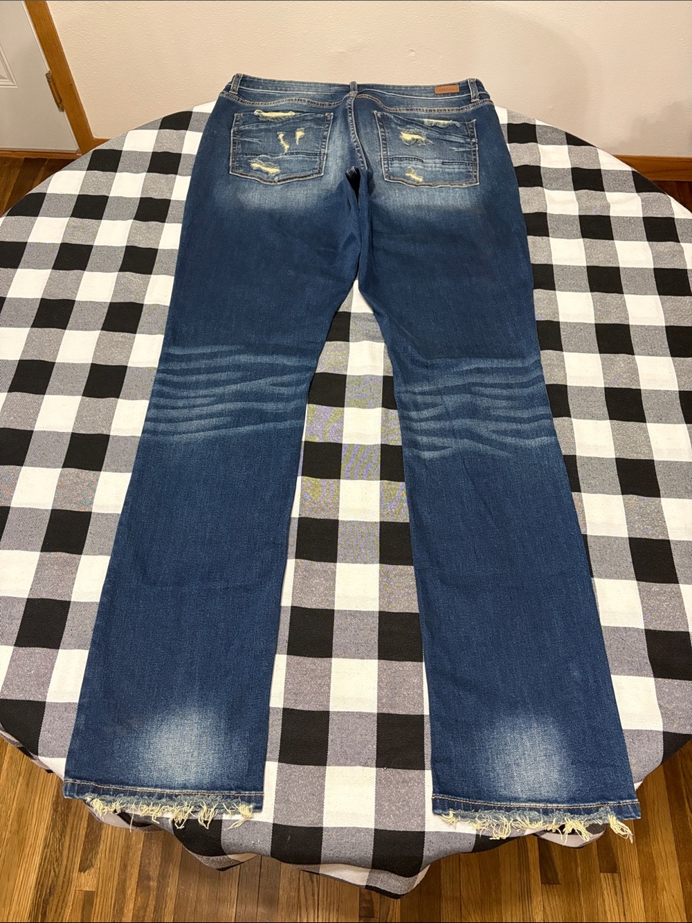 Buckle BKE Gabby Curvy Fit High Rise Straight Jean 32 x 33.5 cuffed/ 35 unrolled - Picture 10 of 12